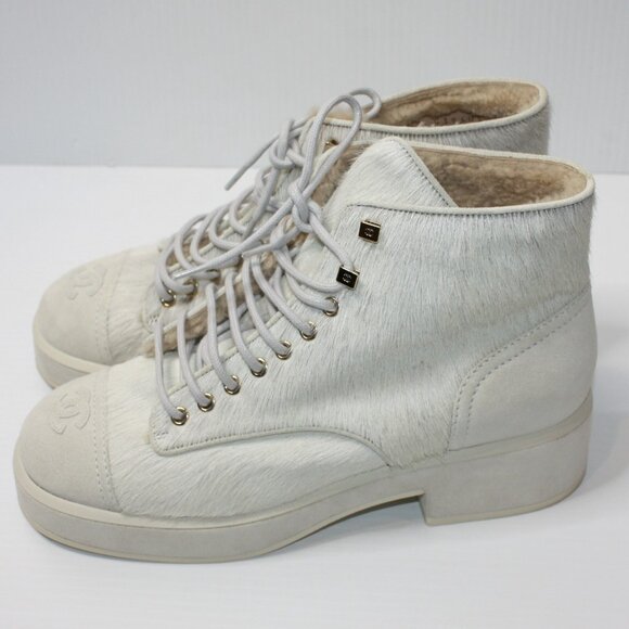 Chanel 45mm 2 Tone Parade Lace Up Boots Pony Hair in size EU 40 / US 10 NEW - Picture 9 of 15